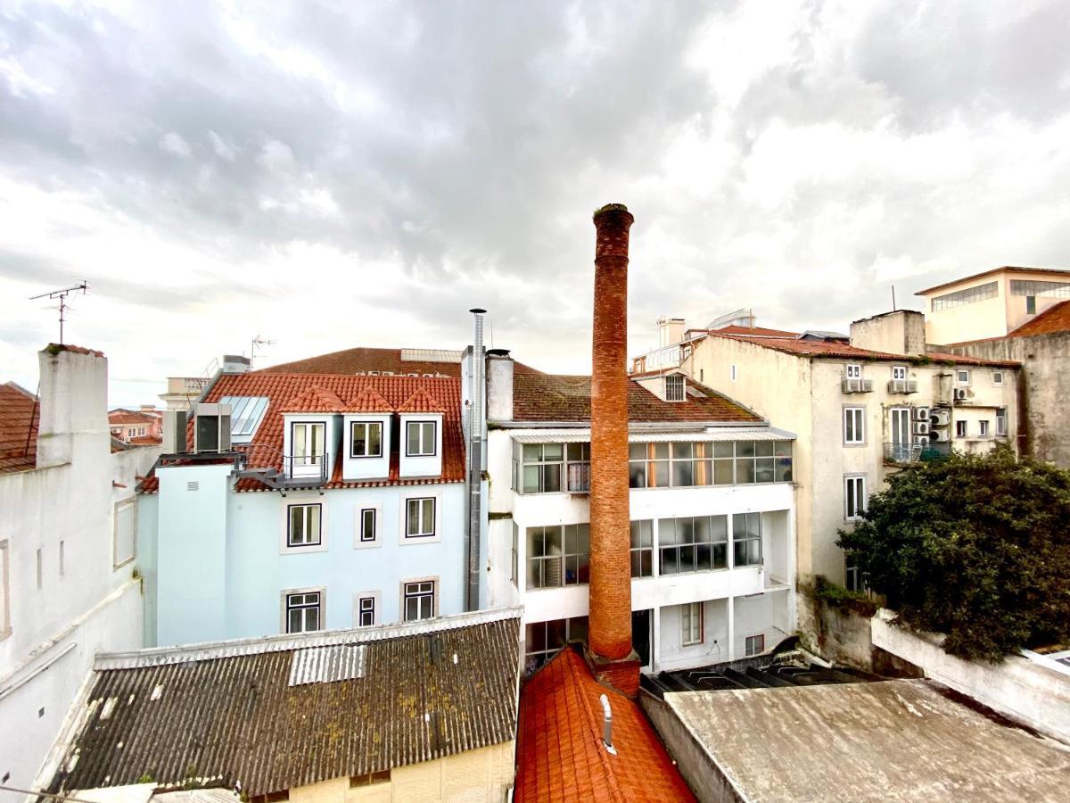 Artdeco Chiado 4 - Large Comfortable Double Room With Shared Bathroom Lisboa Eksteriør bilde